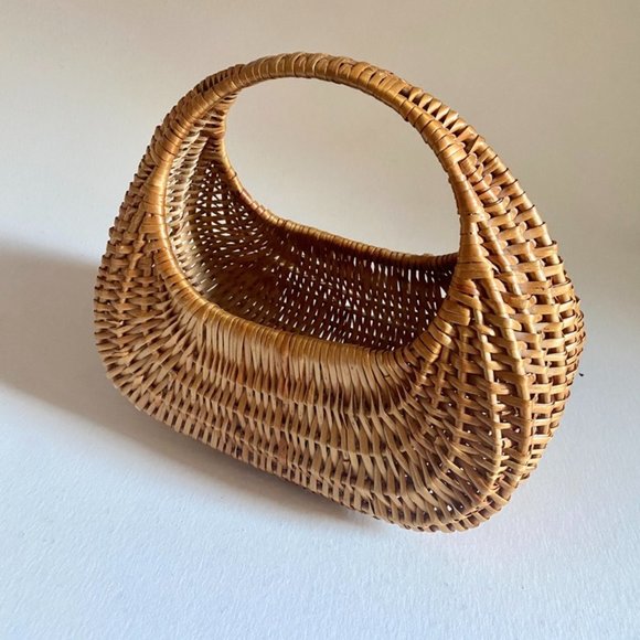 Other - Large Vintage Handmade Wicker Market Handbag/Gondola Shape Basket, Cottage core